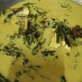 Cooksnap Julia ALeen Aireish semasa beliau membuat Masak Lemak Cili Api Pucuk Paku.