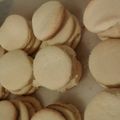 El cooksnap de gloria martinez cuando hizo Alfajores de maizena caseros.