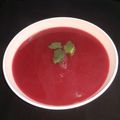 Dipika Bhalla का कुकस्नैप जब उन्होंने चुकंदर का सूप (chukandar ka soup recipe in Hindi) बनाया था।
