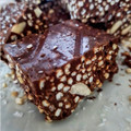El cooksnap de Sandra_M cuando hizo Turrón de chocolate negro con mijo hinchado y almendras.