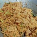 Cooksnap mamy_kitchen89 semasa beliau membuat Bihun goreng kampung.