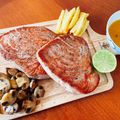 Cooksnap của Emily Luu khi họ làm theo món Cá ngừ đại dương ăn kèm măng tây và sốt chanh dây