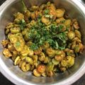 Aarti Kumari का कुकस्नैप जब उन्होंने चटपटी मसाला करेले(CHATPATI MASALA KARELE RECIPE IN HINDI) बनाया था।