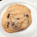 Cooksnap dari safarazkitchen 🍃🍊🍒 untuk resep Keto Chewy Choco-Chip Cookies Sugar & Gluten Free #ketopad