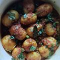 Utsab Bose's cooksnap of when they made আলুর দম (Alur dom).