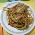 El cooksnap de Juan Gonzales cuando hizo Alitas de pollo y tallarines con salsa de soja.