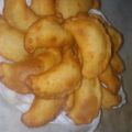 صورة من أم فاضل، شاركها بعد تجربة وصفة سمبوسك بالجبنه والزعتر الأخضر 💞