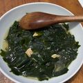 Cooksnap dari Ratna Dewi Ratna untuk resep Miyeok guk (sop rumput laut)