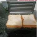Jeet Kaur का कुकस्नैप जब उन्होंने चिली चीज़ सैंडविच (Chilli cheese sandwich recipe in hindi) बनाया था।