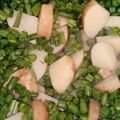 Aadhu Gupta का कुकस्नैप जब उन्होंने लोबिया फली आलू की सब्जी(lobiya phali aaloo ki sabji recipe in hindi) बनाया था।