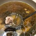 李小蛇 的 剝皮辣椒冬菇雞湯 cooksnap
