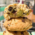 El cooksnap de mariascookie cuando hizo Crumbl cookies con crema de pistacho en airfryer.