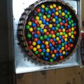 HyuugaHidayat's cooksnap of when they made AMIEs M&M CHOCOLATE cake.