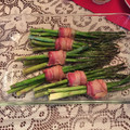 Cindy Villarreal's cooksnap of when they made Bacon wrapped Asparagus.