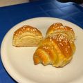Noémi V.Sz. Cooksnap-ja, amikor elkészítette a(z) 🥐 Sajtos-vajas kiflik 🥐 receptet.