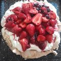 El cooksnap de Ana Laura Estevez Elgue cuando hizo Pavlova de Frutos rojos y Yogurt.