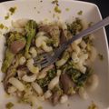 Szendvics Konyha Cooksnap-ja, amikor elkészítette a(z) Gombás, fokhagymás🧄brokkolis 🥦tészta tejszínnel receptet.