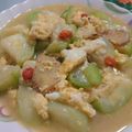 藍海冰心 的 麻油絲瓜跑蛋 ♥ 絲瓜 1 cooksnap