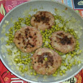 El cooksnap de Mery cuando hizo Filetes de carne picada con guarnición de guisantes.