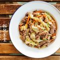 貓兒食堂 的 蔥爆牛肉炒高麗菜(水波爐料理) cooksnap