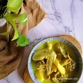 Cooksnap Mardiana Jaafar semasa beliau membuat Masak Lemak Cili Api Ayam.