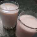 Payal Bhatt's cooksnap of when they made ચીકૂ મિલ્ક શેક (Chikoo Milkshake Recipe In Gujarati).