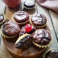 Cooksnap dari Rini Damayanti (Aqeesha's Kitchen)✅ untuk resep Choco Brownie Tarts/Pie Brownies