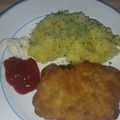 Weisz Anita Cooksnap-ja, amikor elkészítette a(z) Rántott sertéskaraj, hagymás krumplival és lilakáposztával receptet.