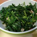 รูป Cooksnap ของ piya peipei เมื่อเขาทำ ผัดดอกไม้กวาดหมูสับ