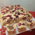 Lucy's Bakery Cooksnap-ja, amikor elkészítette a(z) Áfonyás kevert sütemény receptet.