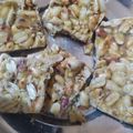 Priya jain का कुकस्नैप जब उन्होंने पीनट गुड़ चिक्की(Peanut gud ki chikki recipe in Hindi) बनाया था।