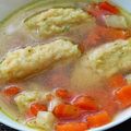 Mónika Gyurászné Cooksnap-ja, amikor elkészítette a(z) Tyúk húsleves receptet.
