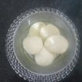 Bina Talati's cooksnap of when they made રસગુલ્લા (Rasgulla Recipe in Gujarati).