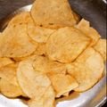 Ruchi Mishra का कुकस्नैप जब उन्होंने आलू की चिप्स(alu ki chips recipe in hindi) बनाया था।