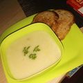 Vee Cooksnap-ja, amikor elkészítette a(z) Burgonyakrémleves receptet.