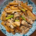 庭秀 的 銅板家常菜：蔥爆豆乾炒肉絲 cooksnap