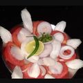  Chef Richa pathak. का कुकस्नैप जब उन्होंने मिक्स वेजिटेबल सलाद (Mix vegetable salad recipe in hindi) बनाया था।
