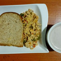 Tumiso Foods's cooksnap of when they made Simple scrambled eggs with onions, tomatoes and capsicum.