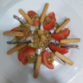 El cooksnap de MaryGlory cuando hizo Sardinillas en conserva sobre ensalada de aguacate con limón, sal y tomate.