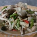 Cooksnap dari Mis Kirby untuk resep Tumis Jamur Sawit