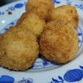 Cooksnap dari Ivana Oktaria untuk resep Bola-bola nasi keju (bekal anak sekolah)