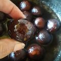 Meena Parajuli का कुकस्नैप जब उन्होंने काला जामुन (Kala jamun recipe in Hindi) बनाया था।