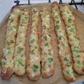 Blanca Lin 的 Green Onion braid bread-香蔥辮子麵包條❤!!! cooksnap