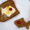 Chris Gan's cooksnap of when they made Egg in Toast! (AKA: Toad in a Hole😂😂).