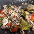 Cooksnap dari Novrina Irdariesny untuk resep Tumis cumi hitam