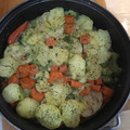 El cooksnap de Nacho Albarrán cuando hizo Medallones de merluza con brócoli, patata, zanahoria y caldo de pollo.
