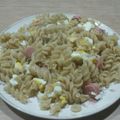 El cooksnap de Lady Marmalade cuando hizo 😋DELI 😋 fideos con manteca huevo y panchos👌.