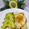 Cooksnap dari Dini Saraswati untuk resep Avocado Toast
