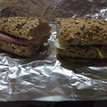 El cooksnap de Carlos Torres cuando hizo Bollos con jamones, lechuga y pepino.
