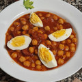 El cooksnap de Selena Grimes Rodriguez cuando hizo Garbanzos tradicionales con chorizo y huevo.
